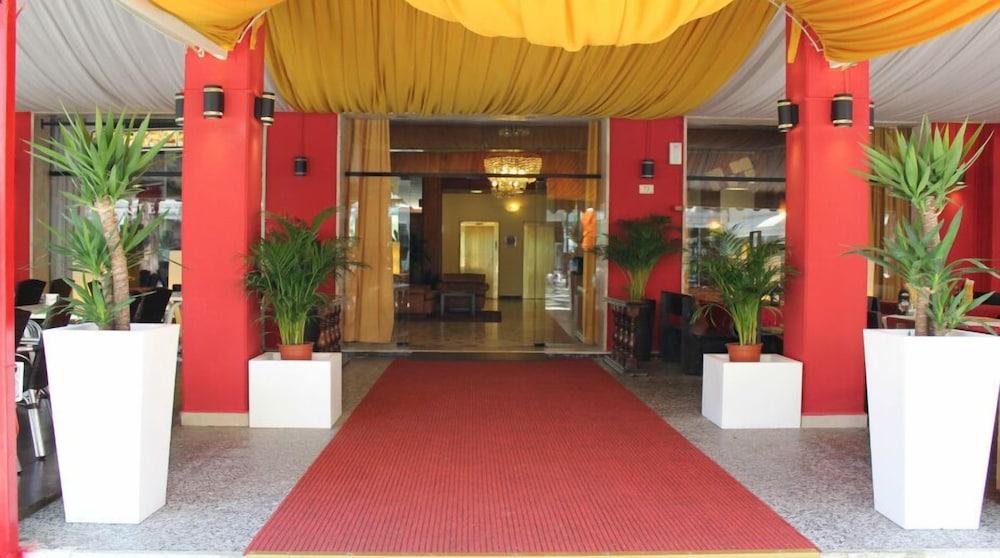 Hotel Amalfi Lido di Jesolo Exterior foto